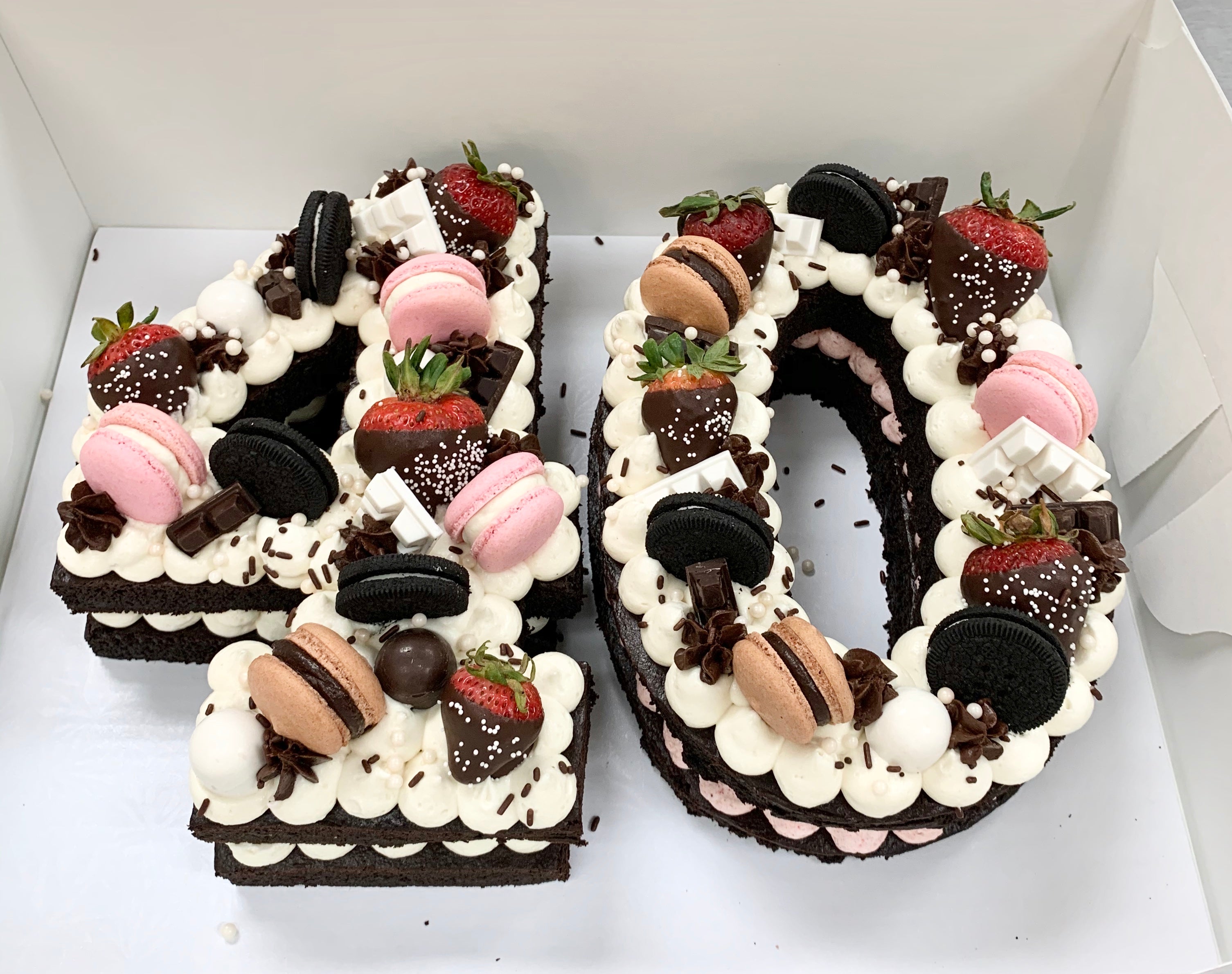 40 Number cake pink chocolate and vanilla