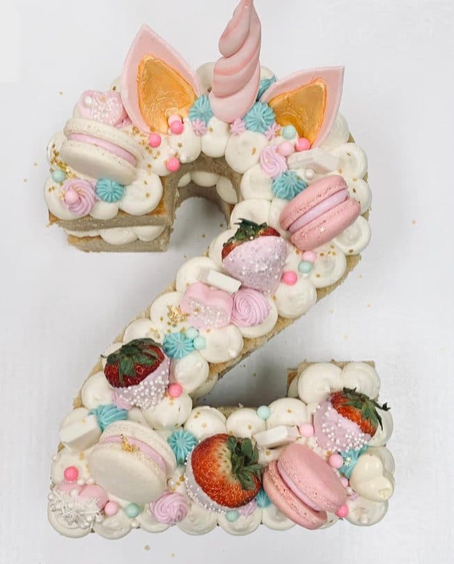 Letter Cake Pink Design – Pao's cakes